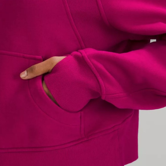 ❤️ Lululemon Scuba Oversized Funnel Neck in Wild Berry NWT Size XS/S - Picture 5 of 8